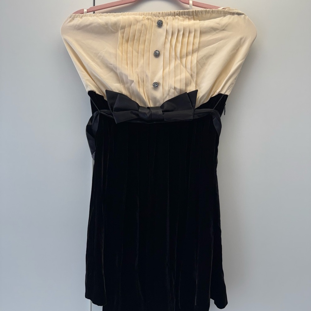 Elegant Black and Cream Off-Shoulder Dress
